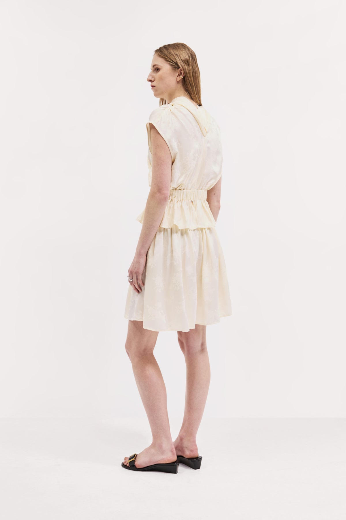 Voluminous Short in Tapestry