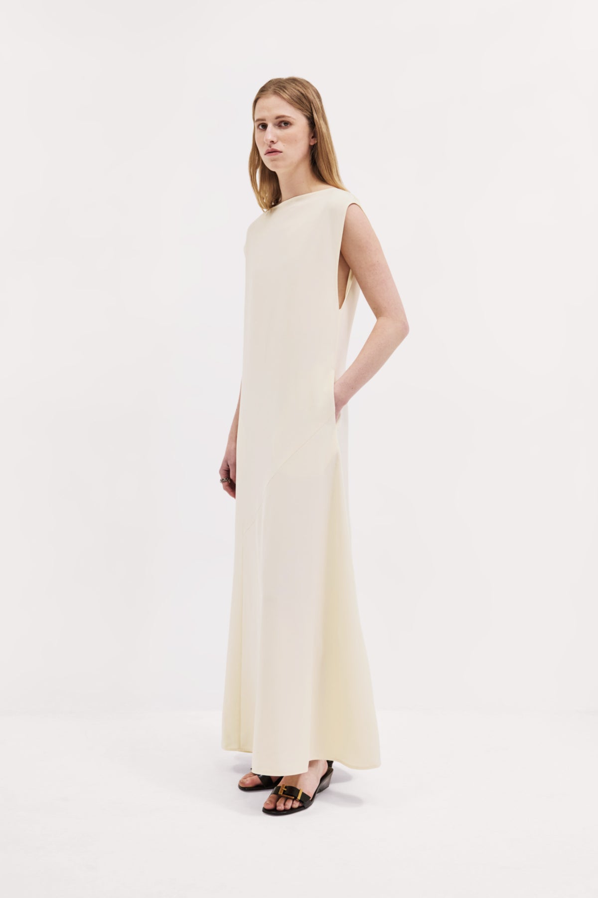 Sofie Dress in Drape Suiting