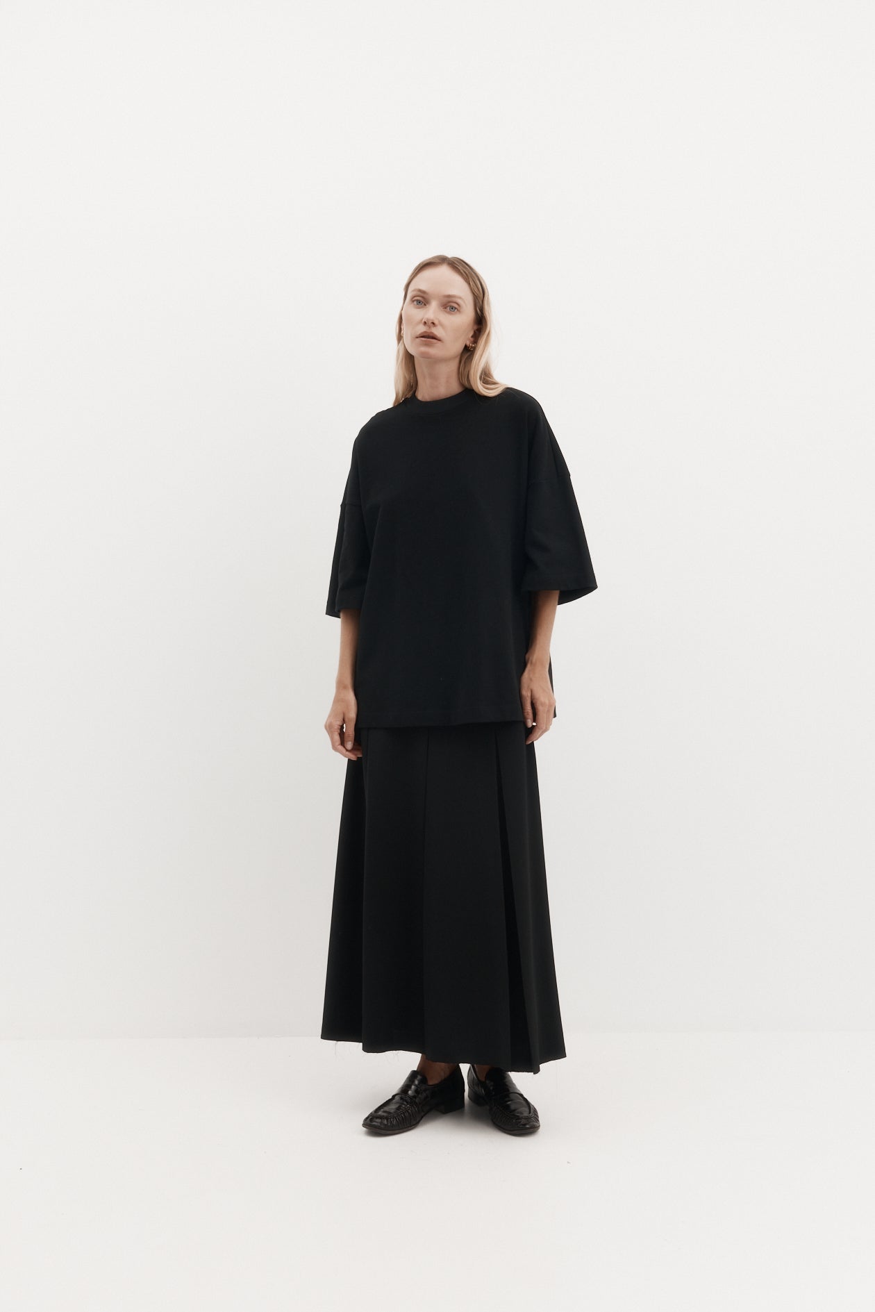 Ava Skirt in Drape Suiting