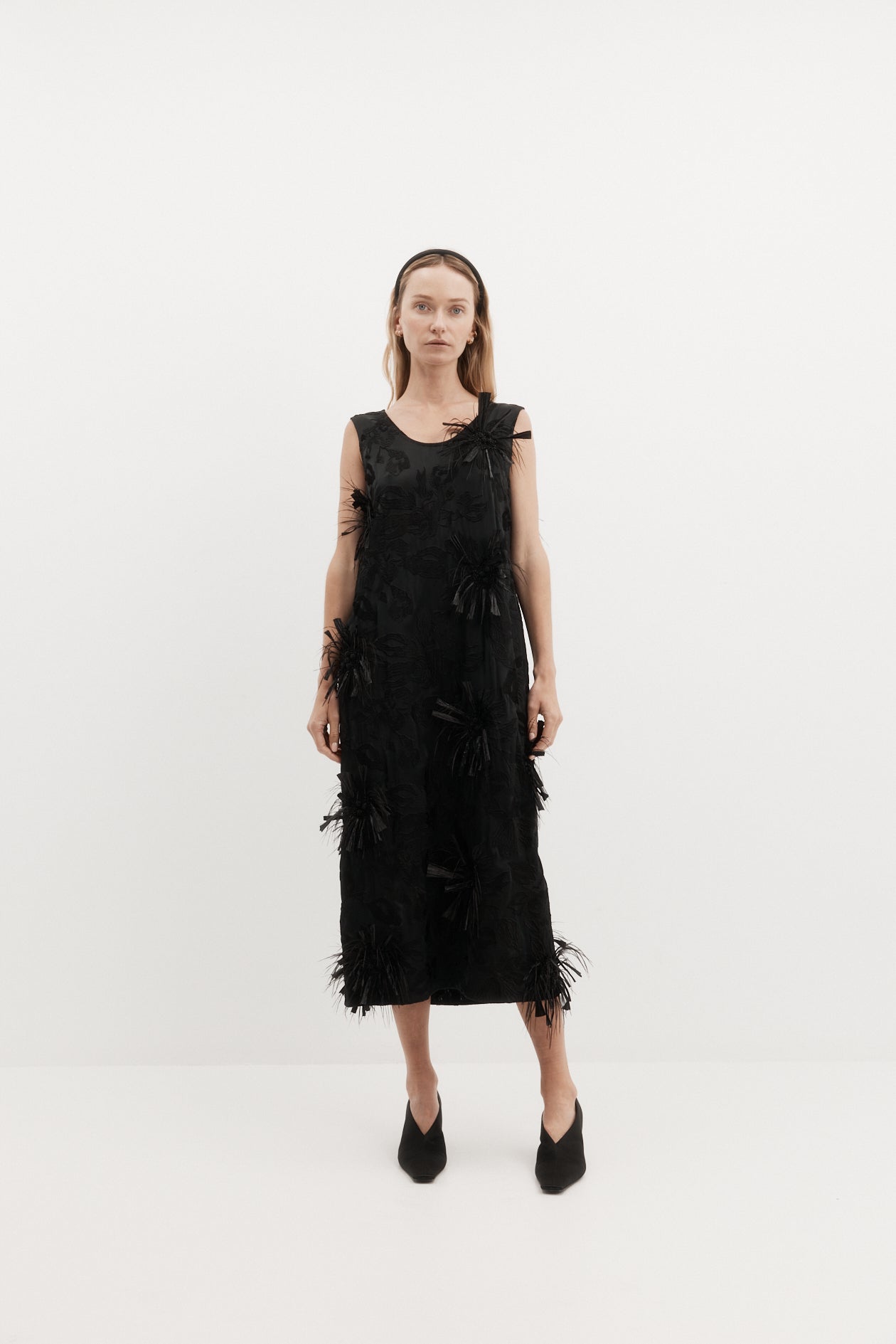 Gigi Dress in Feathered Embroidery