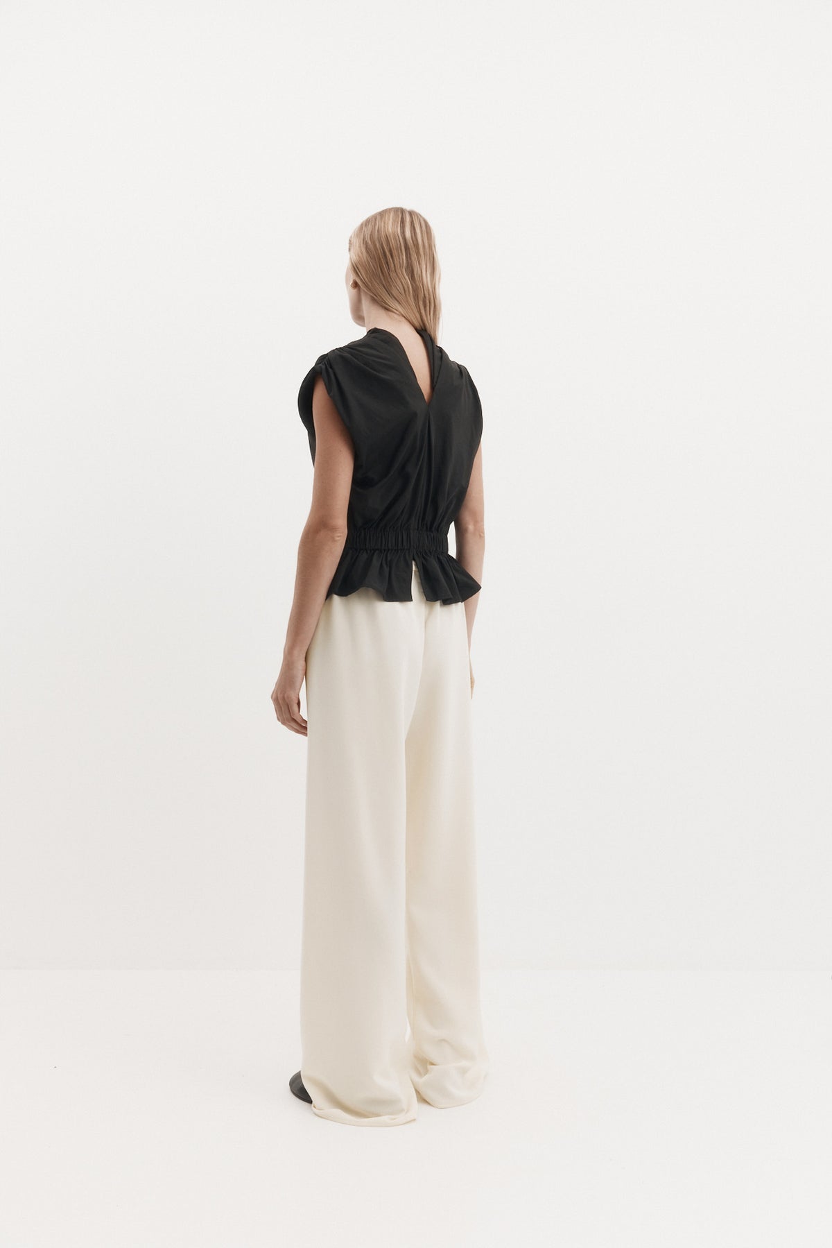 Irving Trouser in Drape Suiting